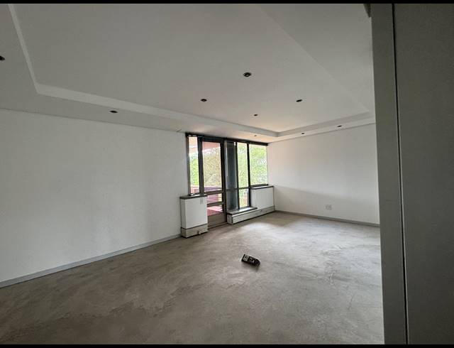 313M² OFFICE TO LET IN WOODMEAD